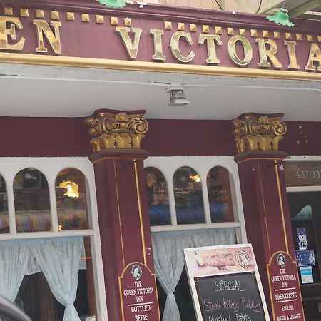 Queen Victoria Inn Паттайя Экстерьер фото